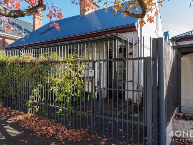 House for sale in North Hobart