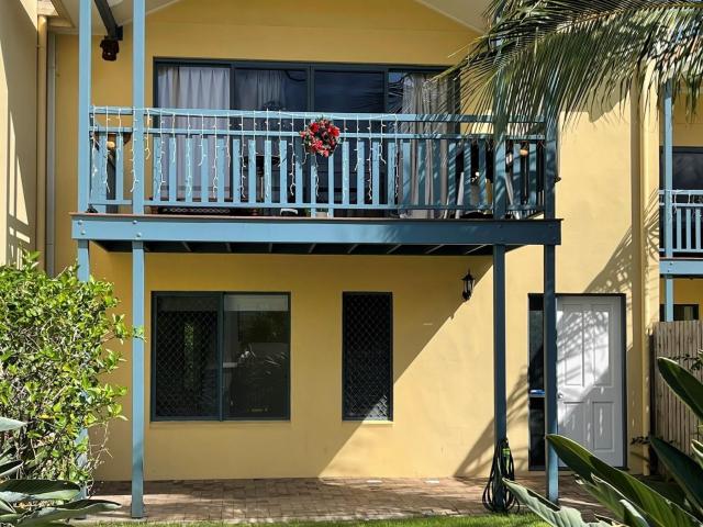 House for sale in Dolphin Heads, Queensland