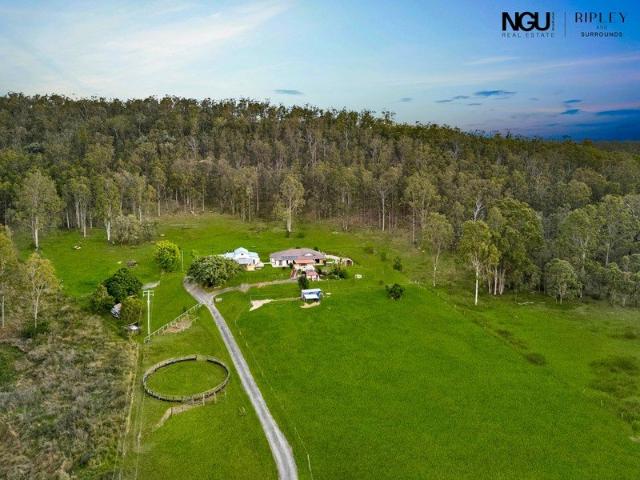 Cottage for sale in South Ripley, Greater Brisbane