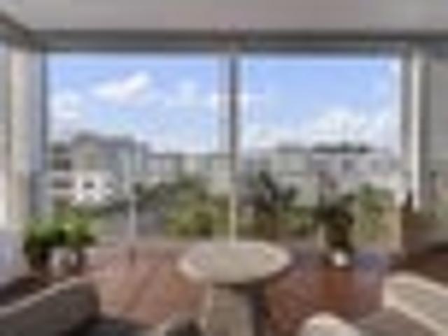 Apartment for sale in Whangaparaoa