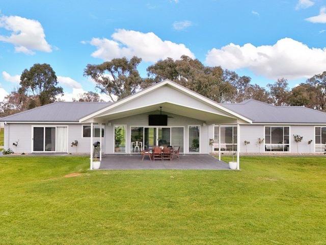 Cottage for sale in Gulgong, New South Wales