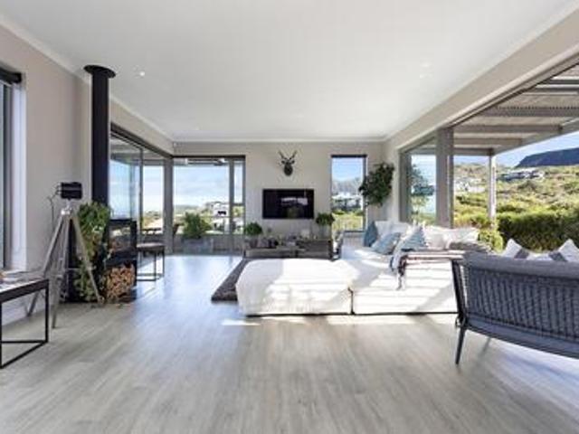 House for rent in Noordhoek, Western Cape