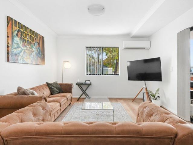 Apartment for sale in Queens Park, Western Australia