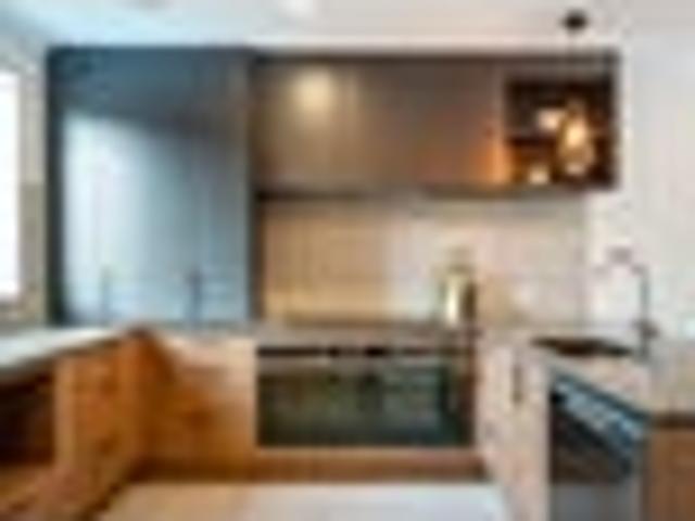 Townhouse for sale in Paremoremo, Oroua County
