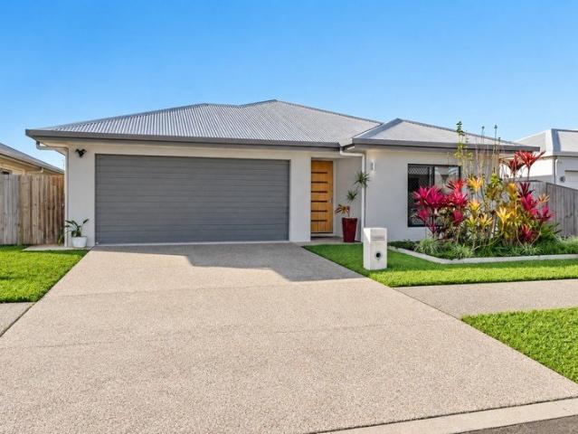 House for sale in Kewarra Beach, Queensland