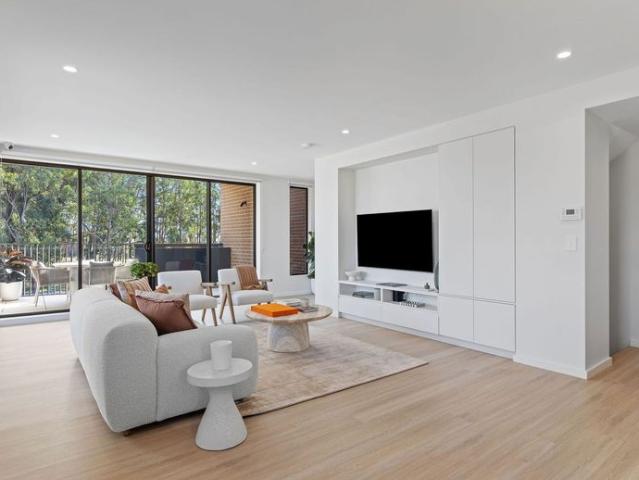 Townhouse for rent in Sydney, New South Wales