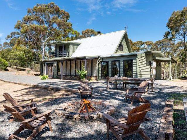 House for sale in Elphinstone, Victoria