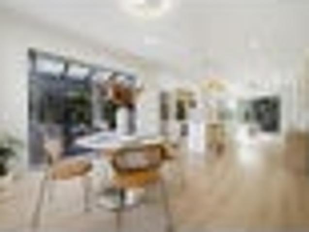 House for sale in Paremoremo