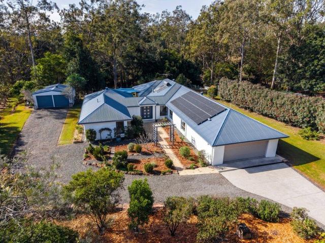 Cottage for sale in Toombul, Queensland