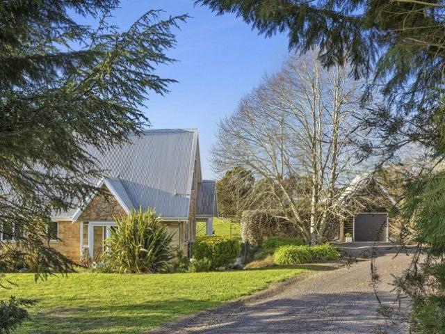 House for sale in Kingston, Victoria