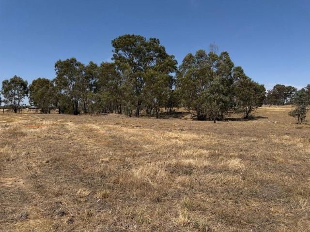 Cottage for sale in Bowenvale, Victoria
