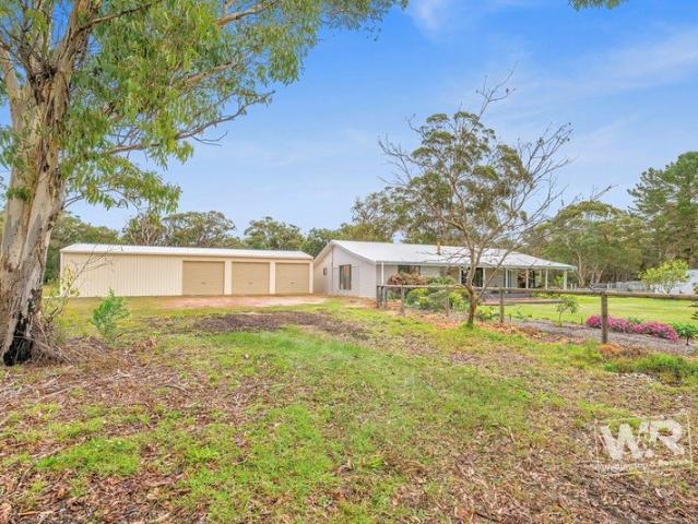Cottage for sale in Kordabup, Western Australia
