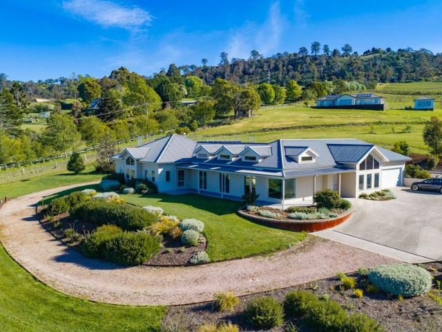 House for sale in Loch Lea, Launceston