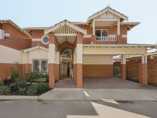 House for sale in Stirling, Western Australia