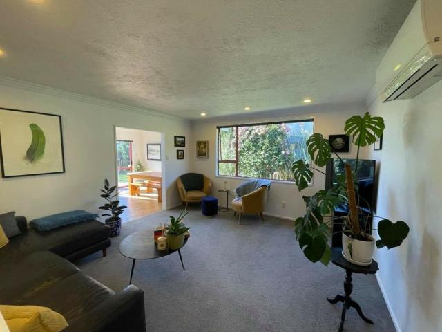 House for rent in Otakou