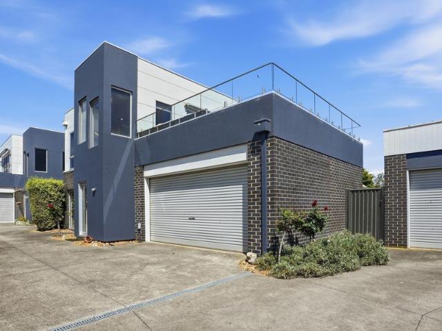 Townhouse for sale in Portarlington, City of Greater Geelong