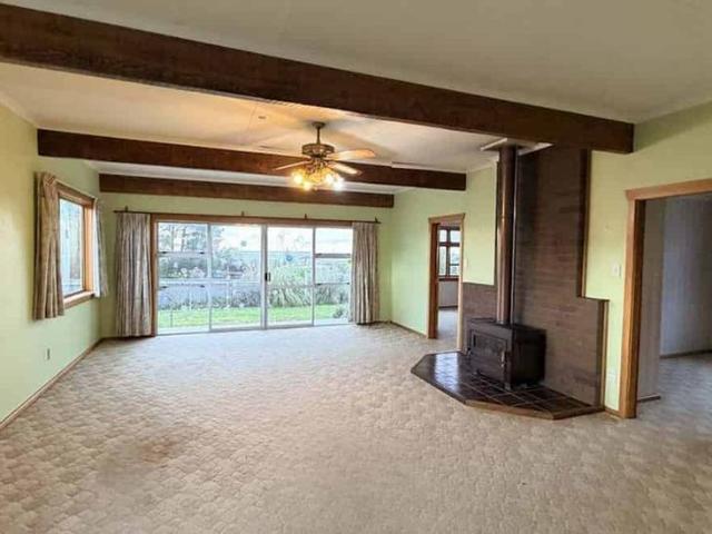House for rent in Otakou