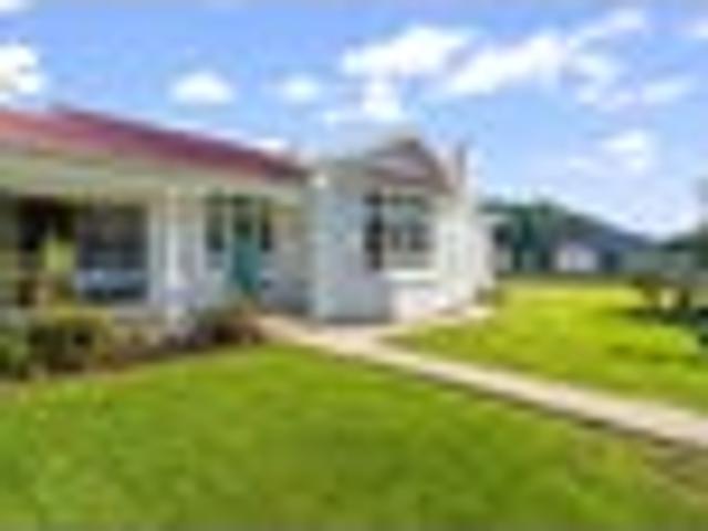 House for sale in Pine Bush, Southland