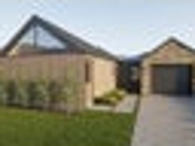 House for sale in Otakou