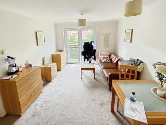 House for rent in Lakenham, East Bank