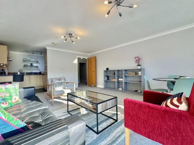 Apartment for rent in Lakenham, East Bank