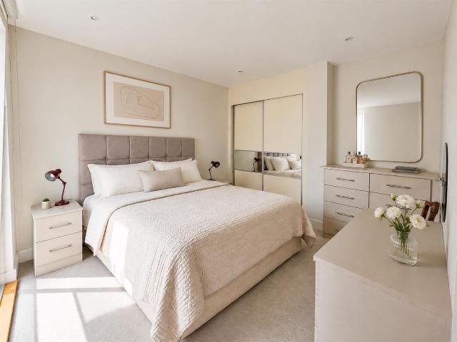 Apartment for rent in Whetstone, Oakleigh Park