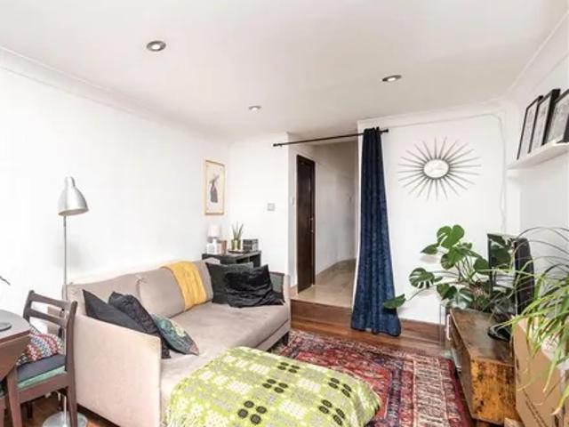Apartment for rent in Holloway, Greater London