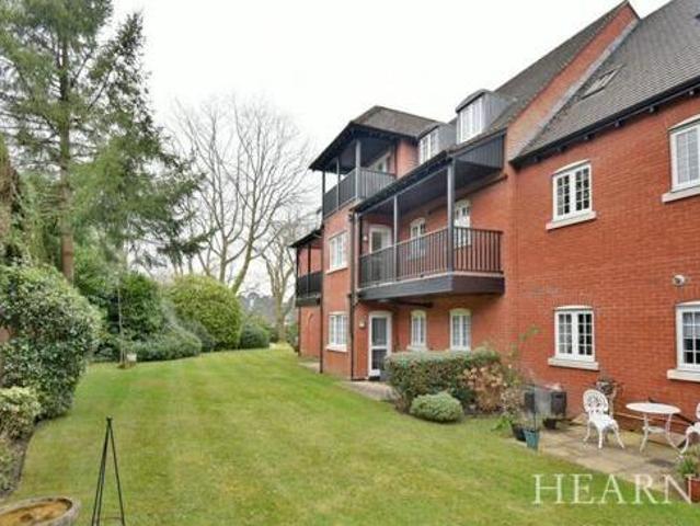 House for sale in Tricketts Cross, Ferndown