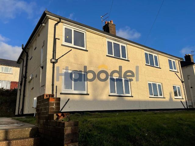 Apartment for rent in Braithwaite, Bradford