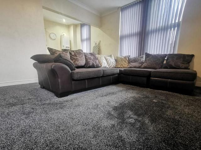 Apartment for rent in Armley, West Yorkshire