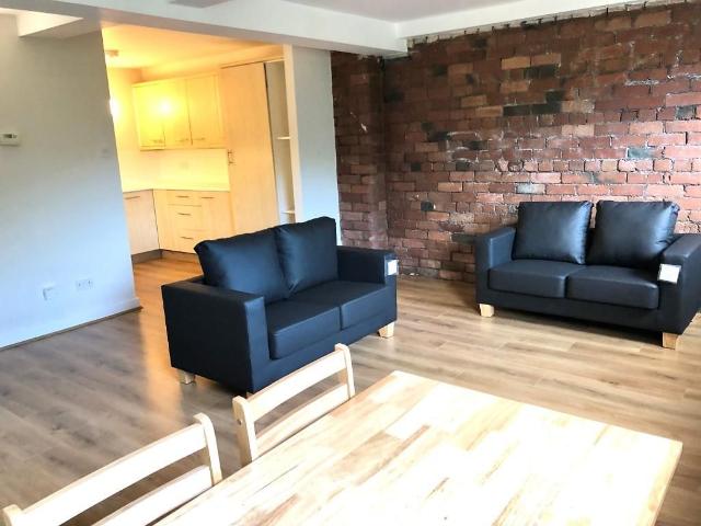 Apartment for rent in Armley, West Yorkshire
