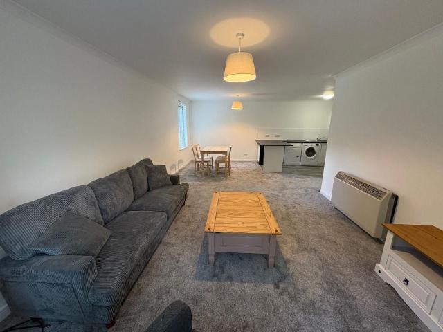 Apartment for rent in Ferryhill, Ballindoch