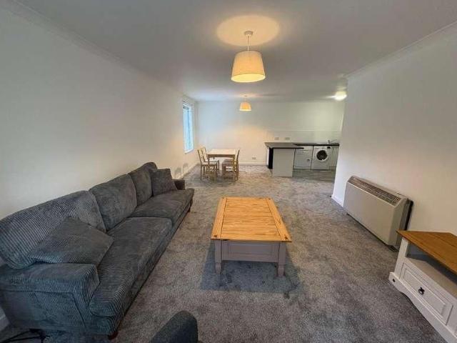 Apartment for rent in Ferryhill, Ballindoch