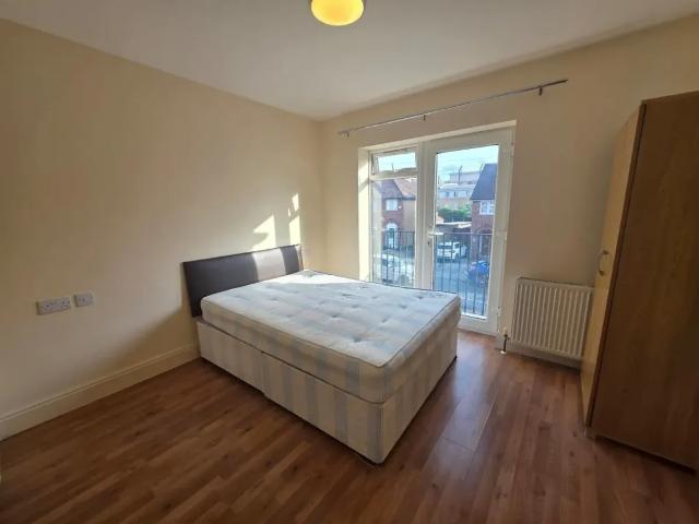 Apartment for rent in Holywell Estate, Watford