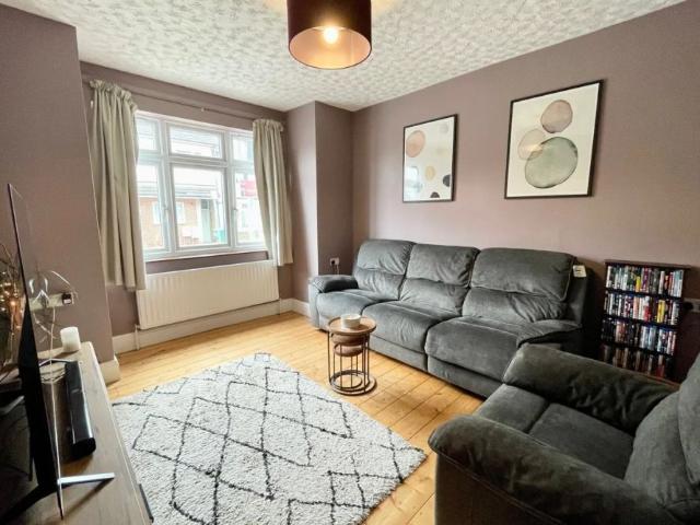 House for rent in Holywell Estate, North Watford