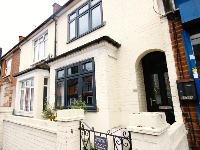 Apartment for rent in Holywell Estate, North Watford