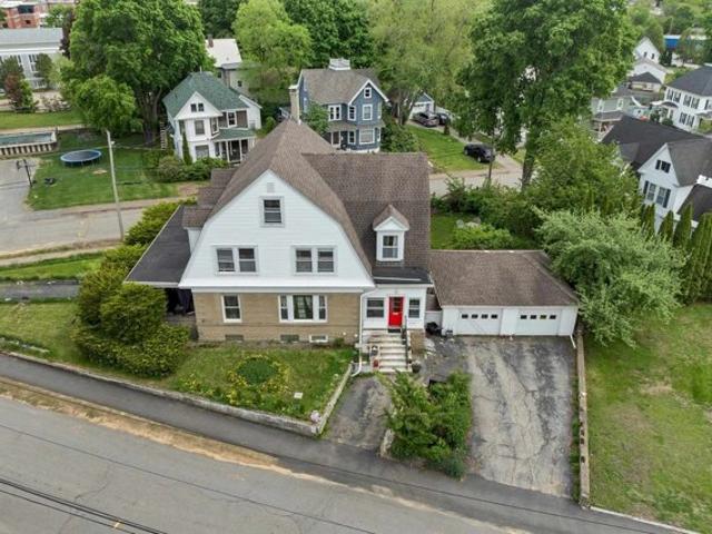 House for sale in New Hampshire