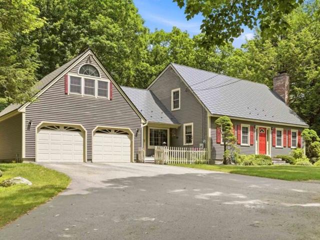 House for sale in New Hampshire