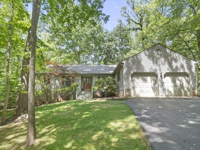 House for sale in Palmyra