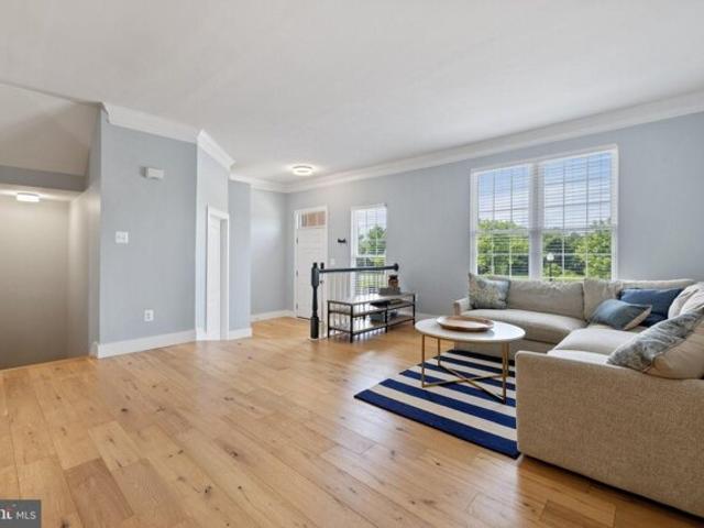 House for sale in Chantilly