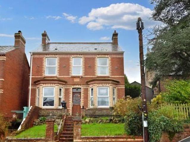 House for sale in Watergate, Devon