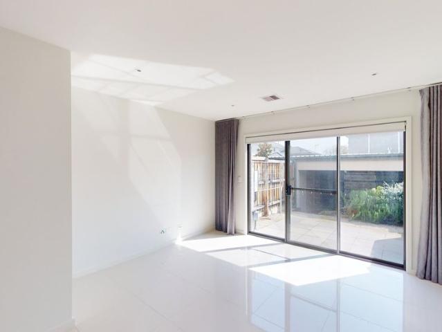Townhouse for rent in Camerons Creek, Victoria
