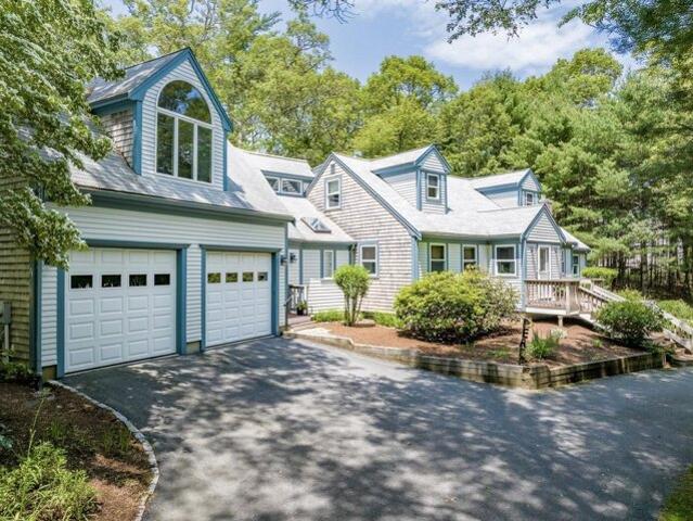 House for sale in Marstons Mills, Marstons Mills
