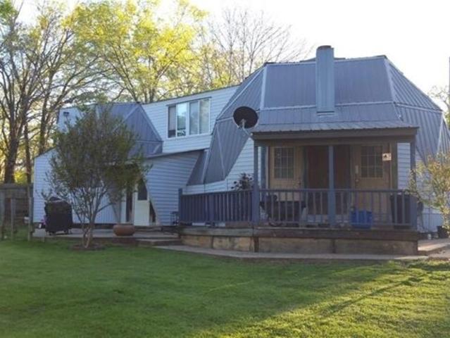 House for sale in Gordonville, Texas