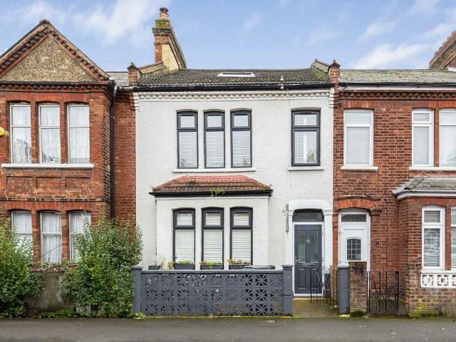 Apartment for rent in London Borough of Lewisham, Ladywell