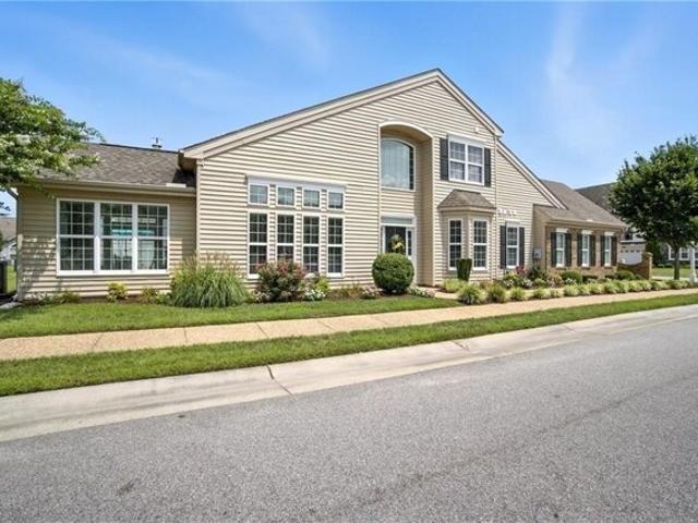 Condo for sale in Chesapeake
