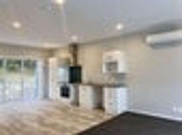 Townhouse for rent in Papakaio, Wellington