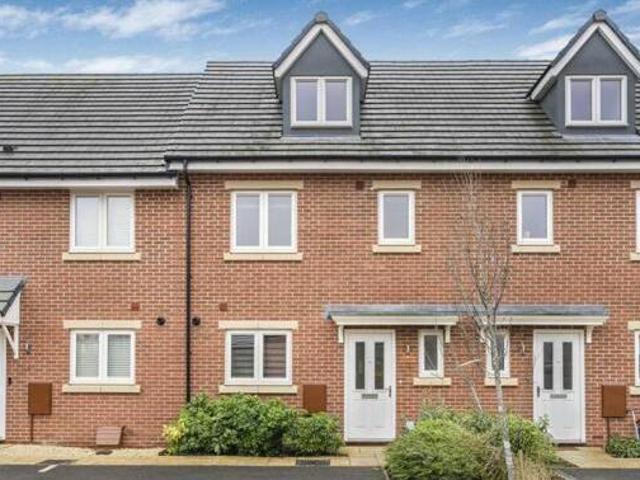 House for sale in Northamptonshire