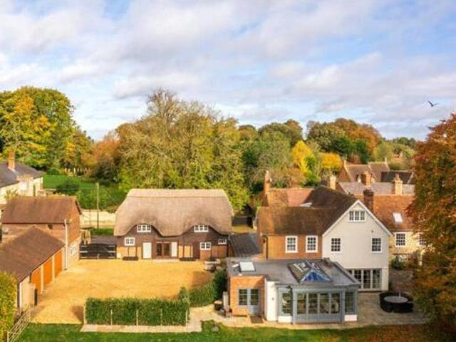 House for sale in Aylesbury, Buckinghamshire
