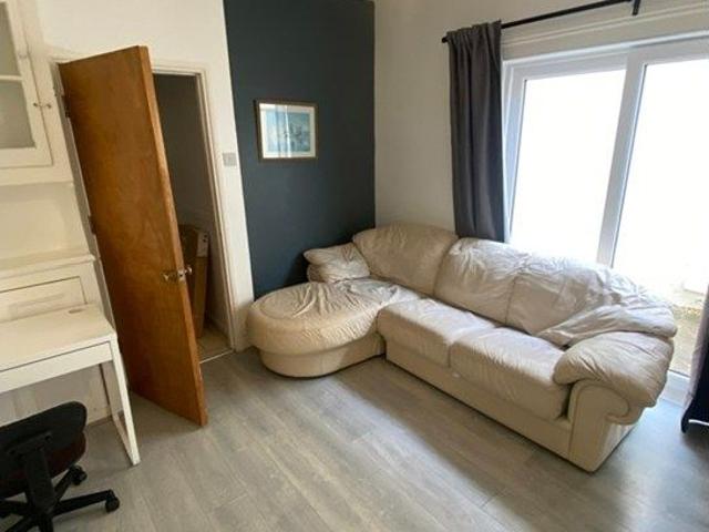 Apartment for rent in Falcon Lodge, Wales